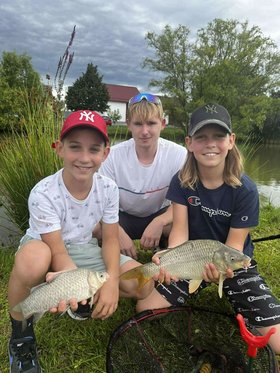 Nyári horgászat Alpesi-tó