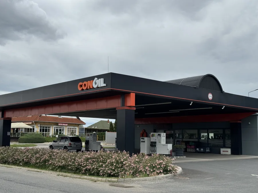 Conoil Benzinkút Torony